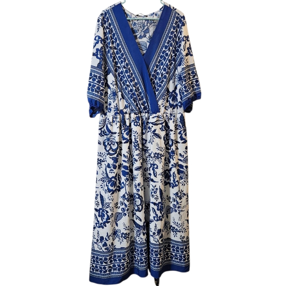 $15 If Bundled! BloomChic Blue and White Floral Dress